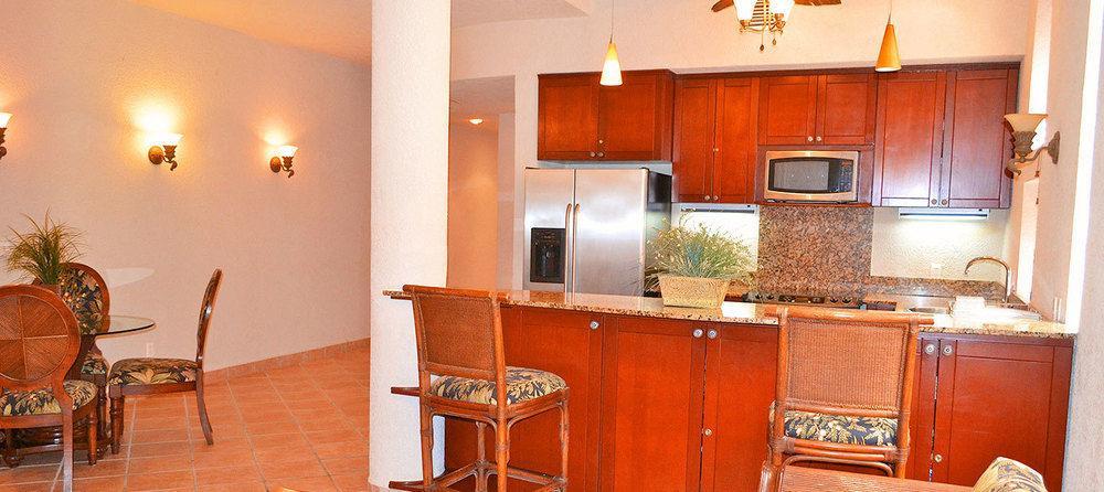 Las Sirenas Hotel And Condos West Bay Bagian luar foto