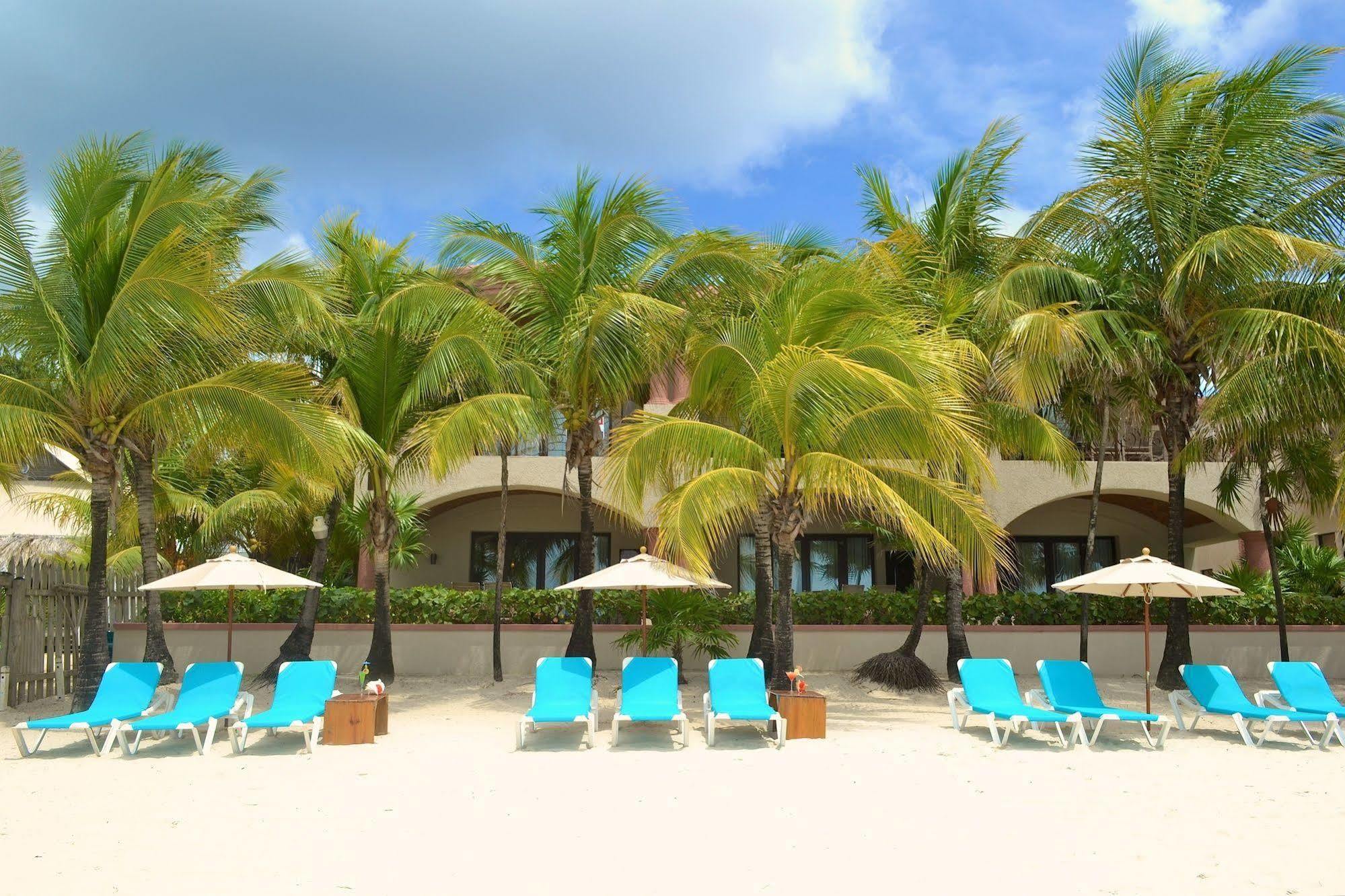 Las Sirenas Hotel And Condos West Bay Bagian luar foto